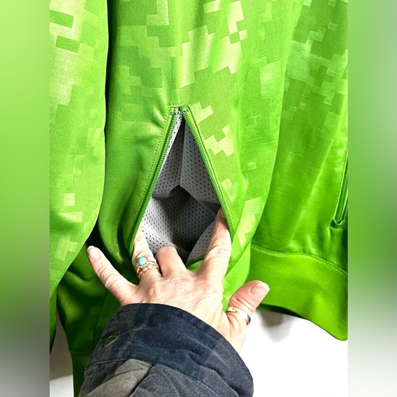 ✨LIKE NEW✨ The North Face Green Pixelated Minecraft Full Zip Jacket Hoodie - Picture 5 of 12